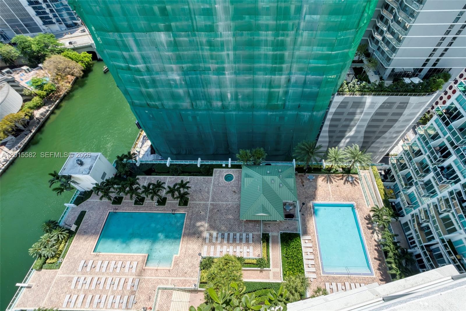 31 SE 5th St # 3010, Miami FL 33131 — 35