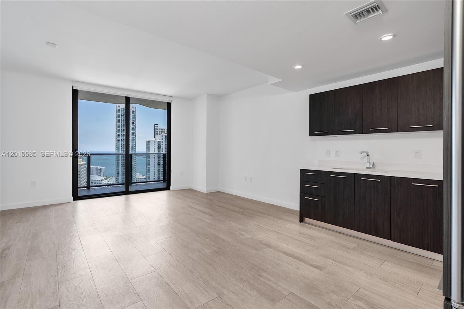 45 SW 9th St # 3502, Miami FL 33130 — 2