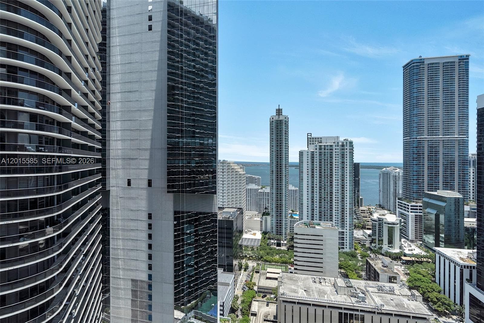 45 SW 9th St # 3502, Miami FL 33130 — 12