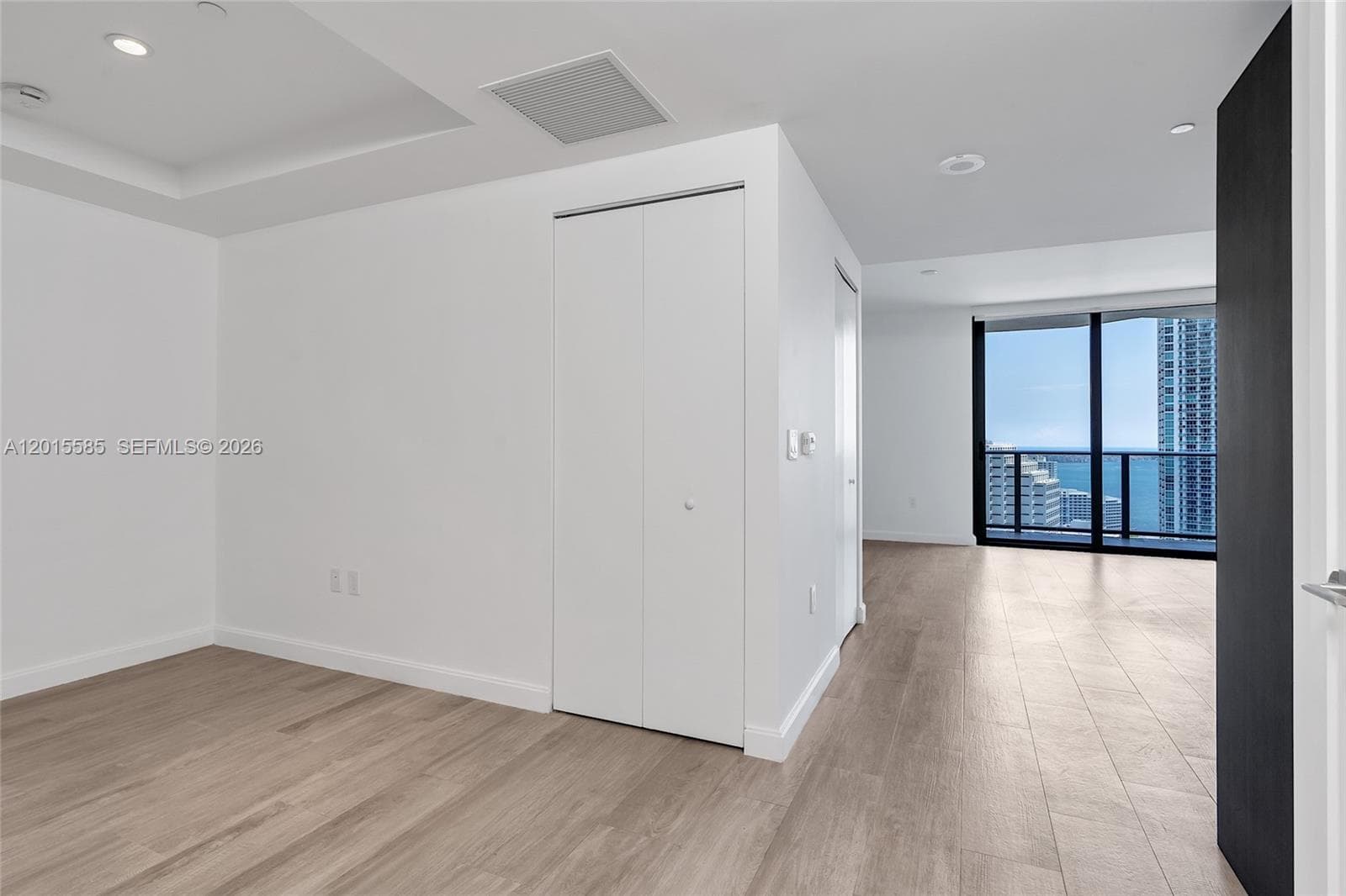 45 SW 9th St # 3502, Miami FL 33130 — 26