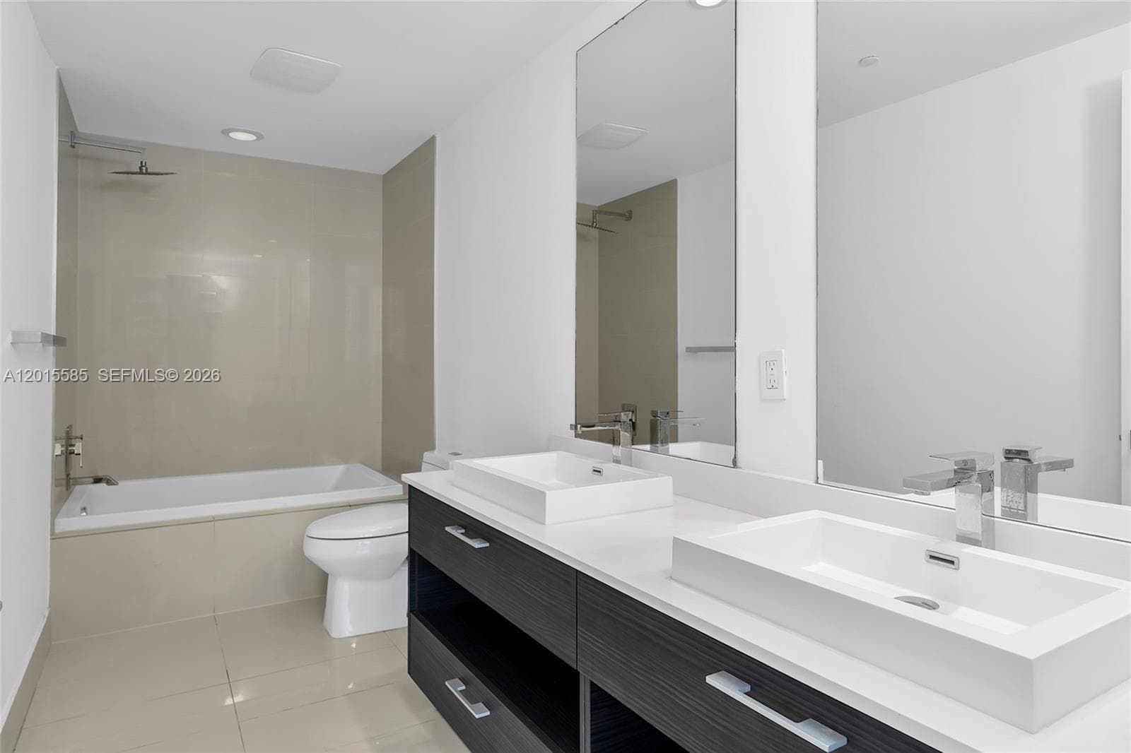 45 SW 9th St # 3502, Miami FL 33130 — 22