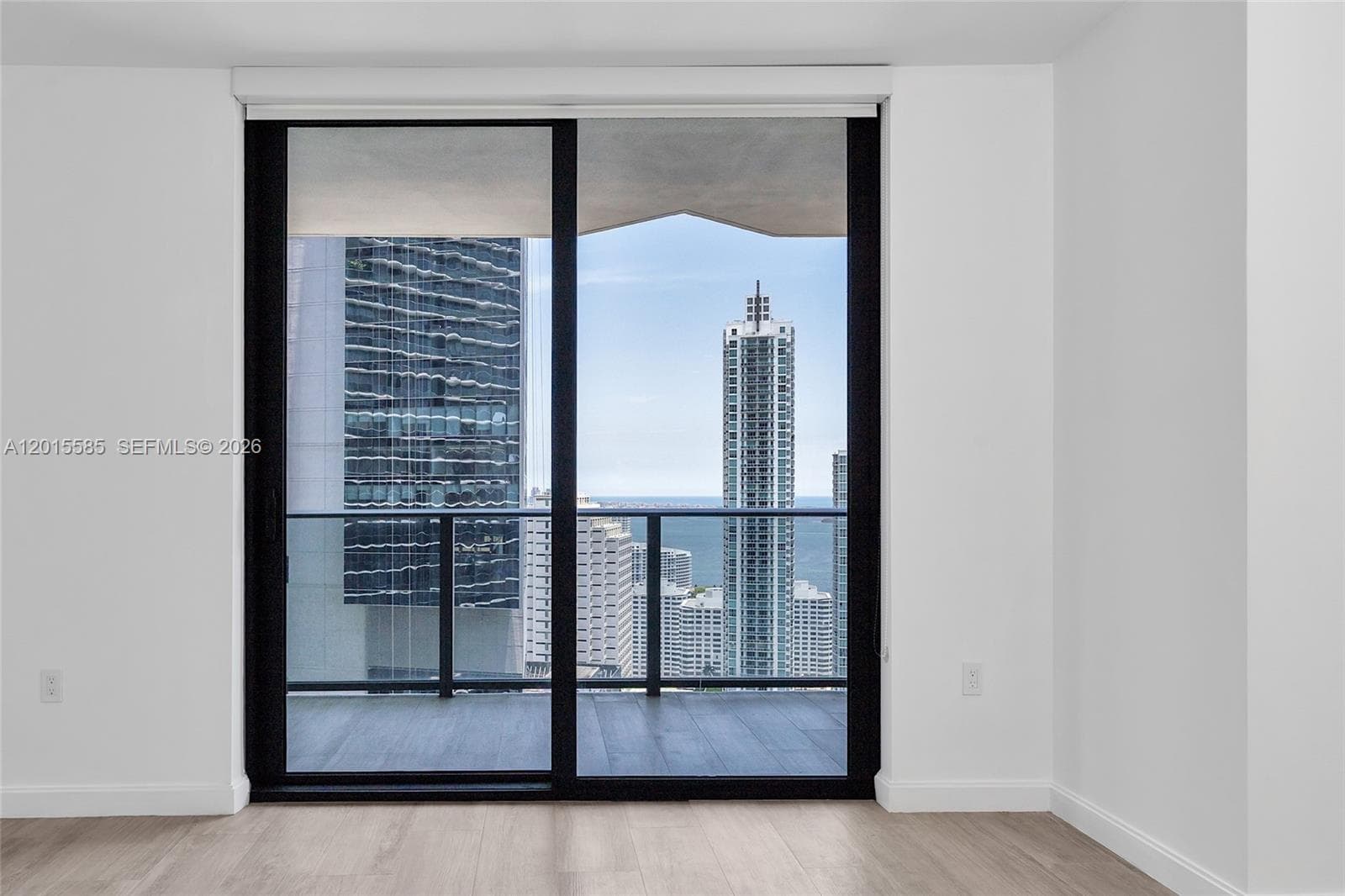 45 SW 9th St # 3502, Miami FL 33130 — 10