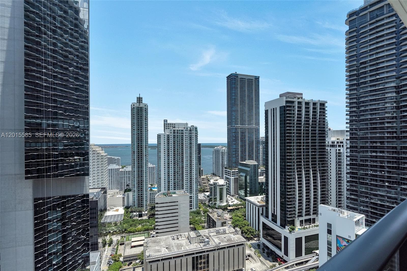 45 SW 9th St # 3502, Miami FL 33130 — 11