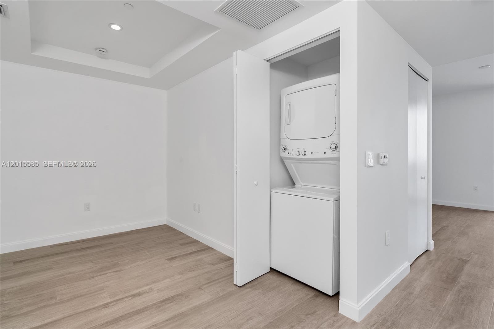 45 SW 9th St # 3502, Miami FL 33130 — 29