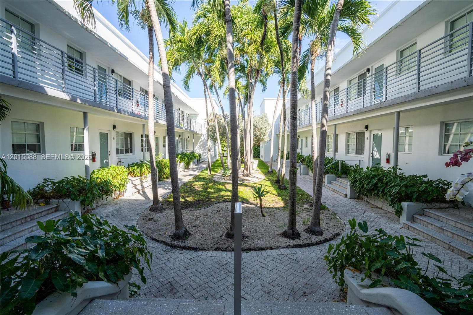 331 85th St # 16, Miami Beach FL 33141 — 3