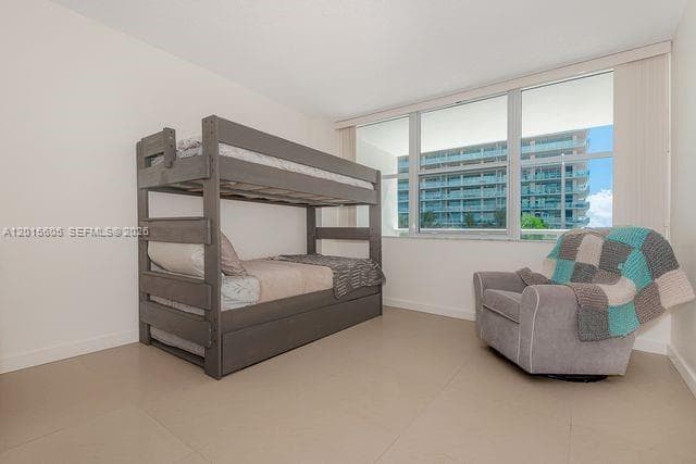 5750 Collins Ave # 3J, Miami Beach FL 33140 — 8