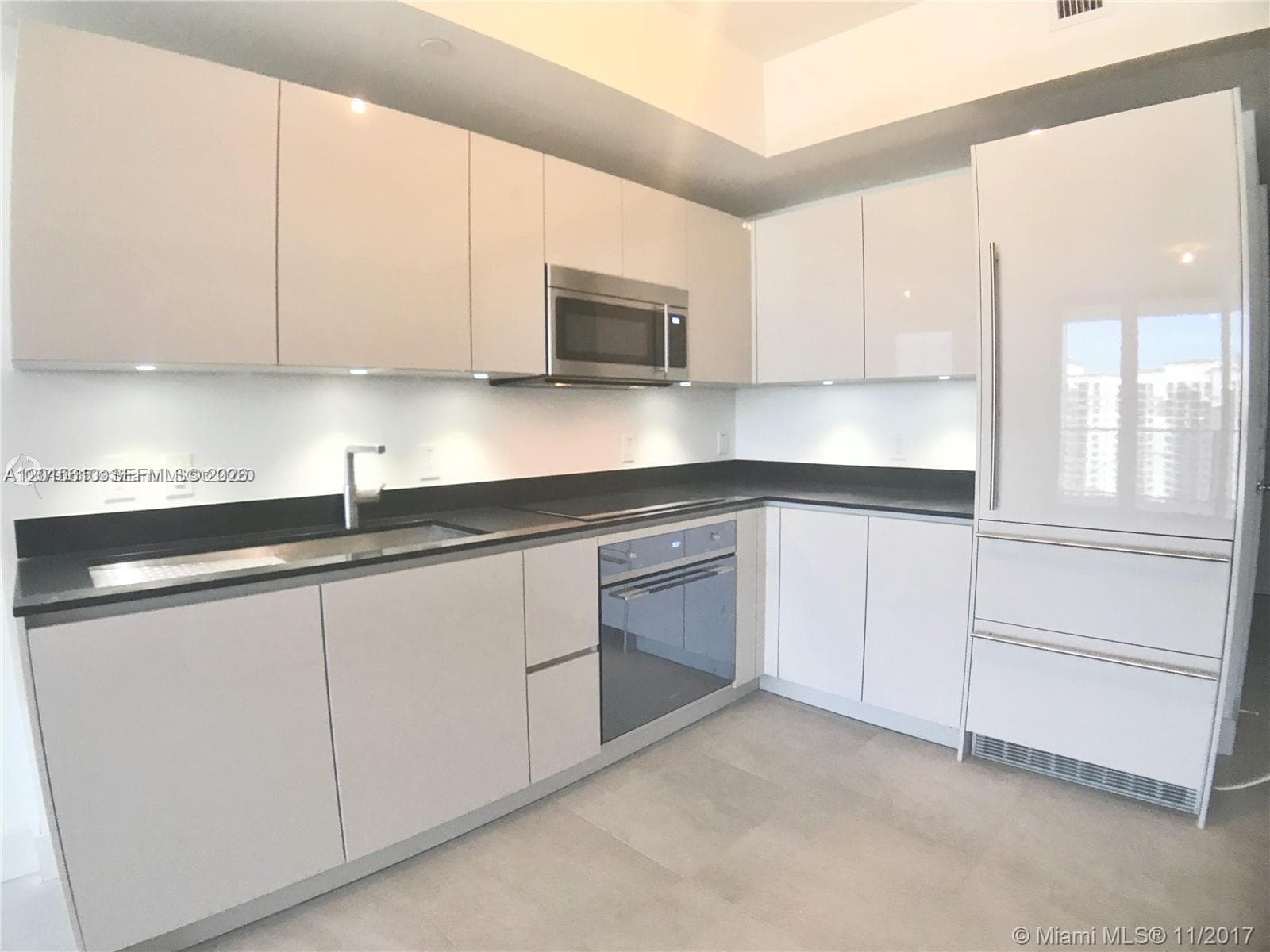 1010 Brickell Ave # 2810, Miami FL 33131 — 6