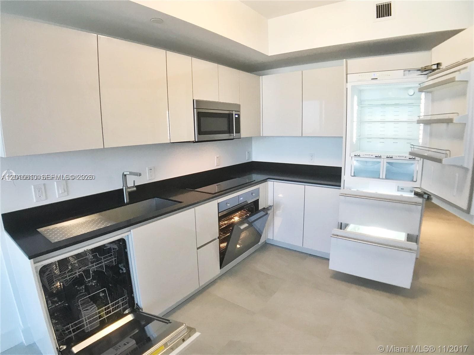 1010 Brickell Ave # 2810, Miami FL 33131 — 7