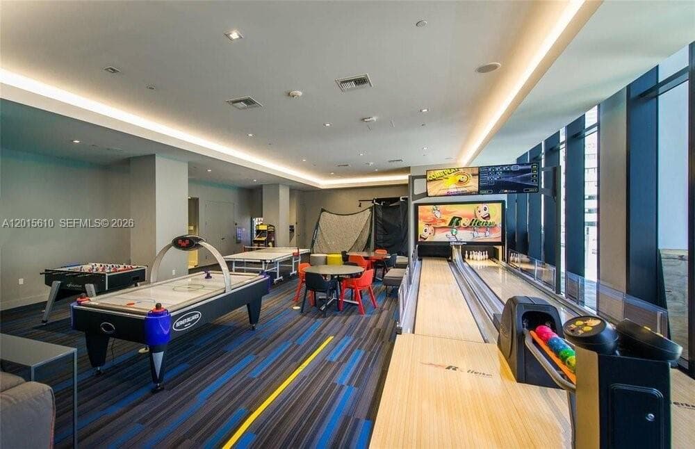 1010 Brickell Ave # 2810, Miami FL 33131 — 15