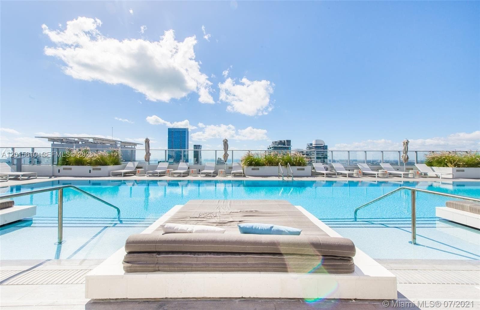 1010 Brickell Ave # 2810, Miami FL 33131 — 11