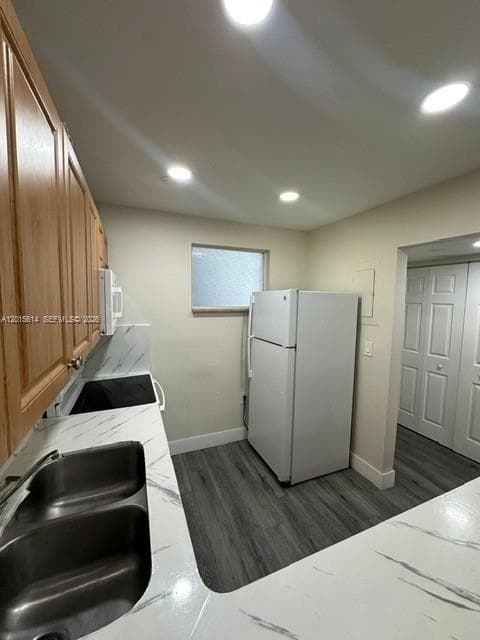 11301 SW 200th St # A, Miami FL 33157 — 6