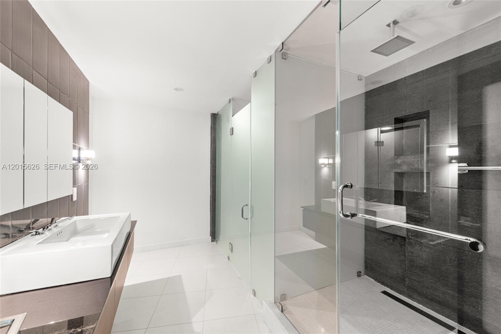 5255 Collins Ave, Miami Beach FL 33140 — 22