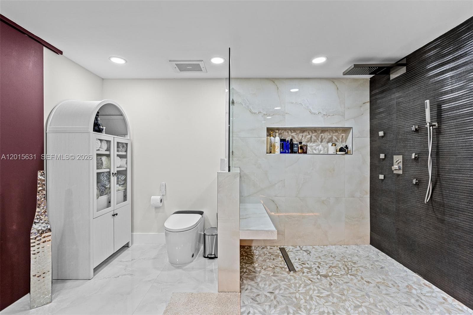 465 Brickell Ave # 3301, Miami FL 33131 — 32