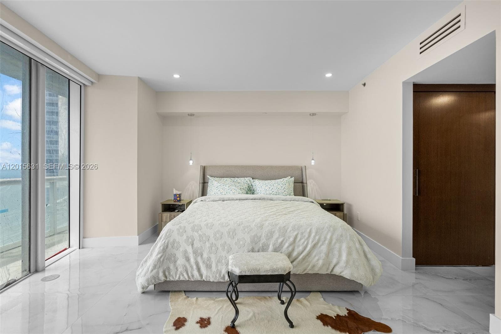 465 Brickell Ave # 3301, Miami FL 33131 — 24