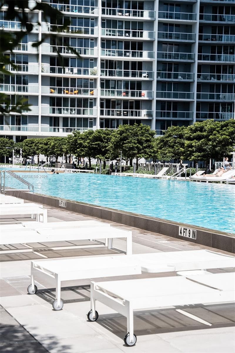 465 Brickell Ave # 3301, Miami FL 33131 — 60