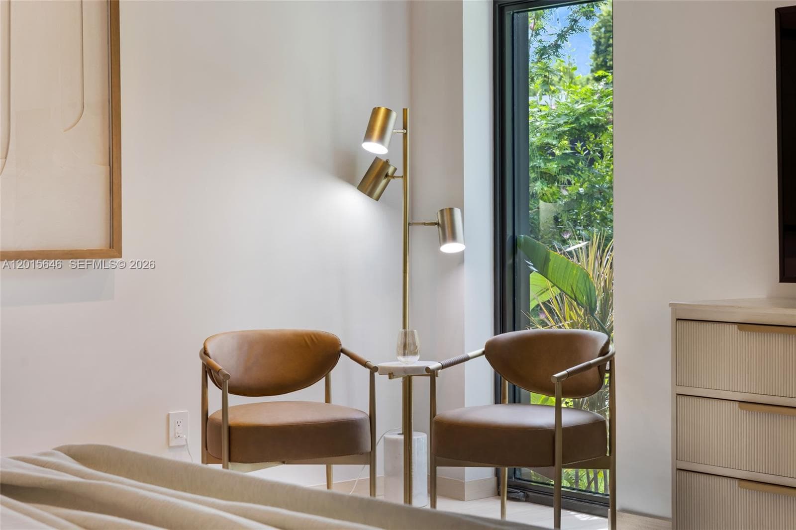 72 W Shore Dr W, Miami FL 33133 — 99