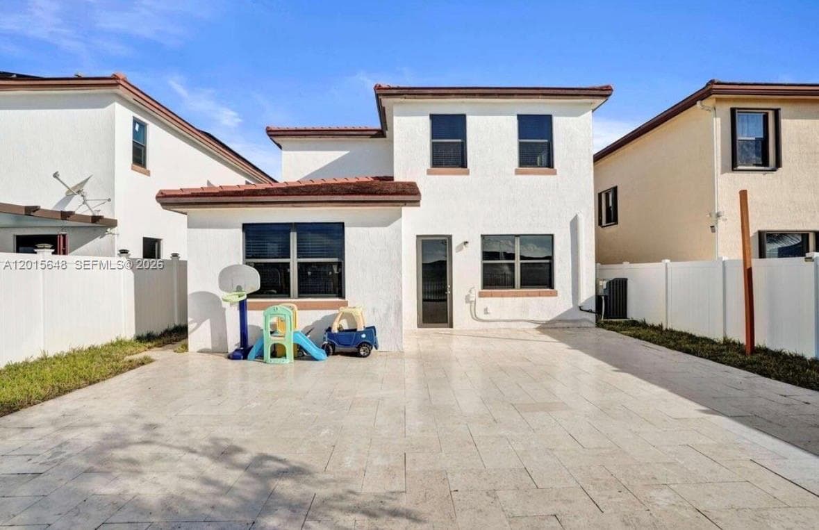 3460 W 103rd Ter, Hialeah FL 33018 — 43