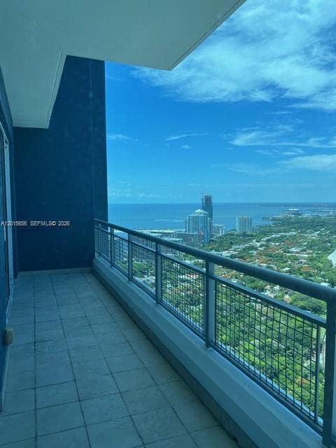 60 SW 13th St # 4611, Miami FL 33130 — 1