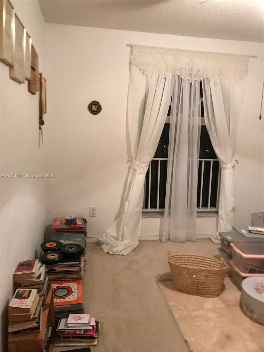 10135 SW 156th Ave, Miami FL 33196 — 16