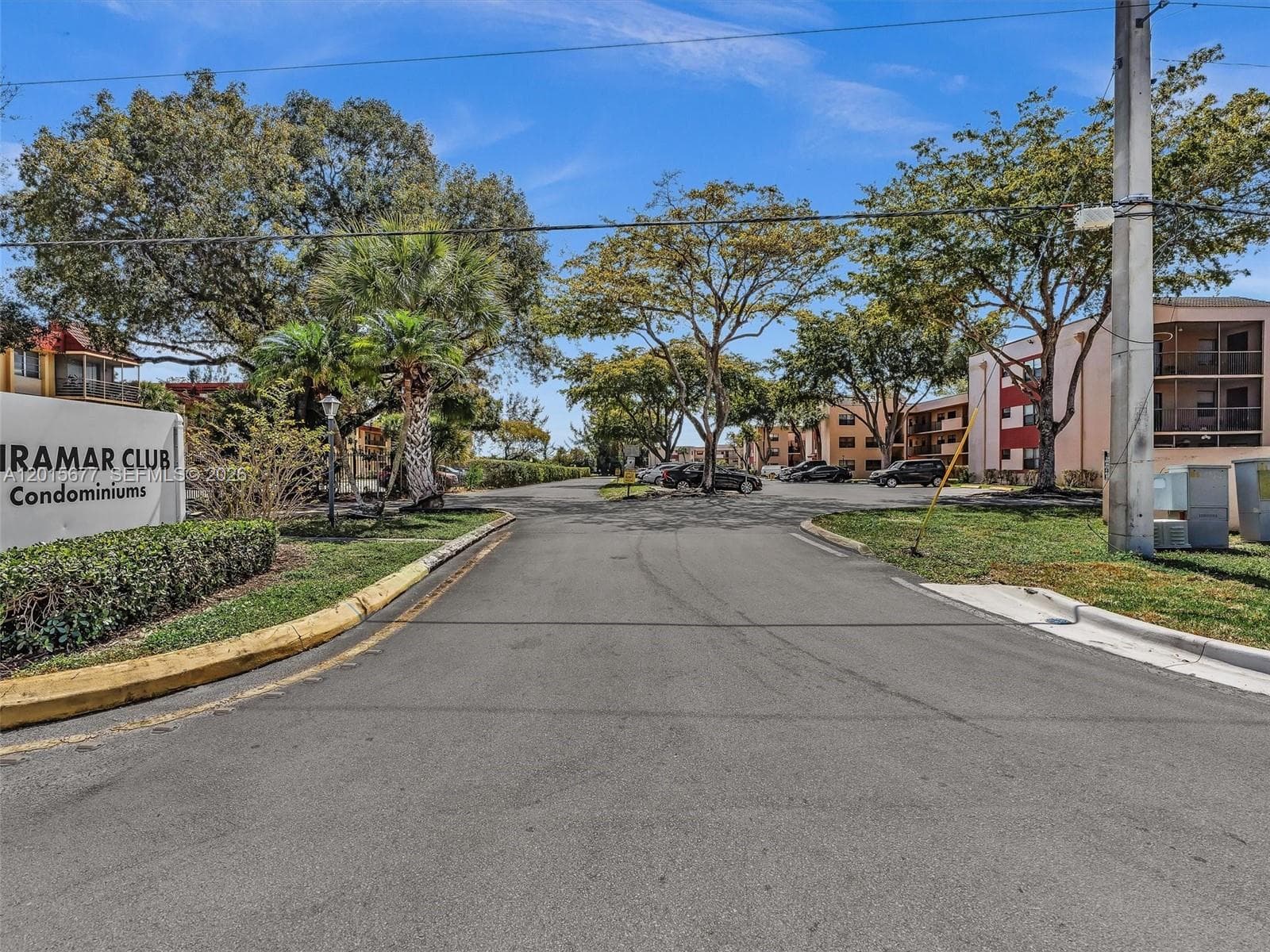 1410 NW 214th Ter, Miami Gardens FL 33169 — 41