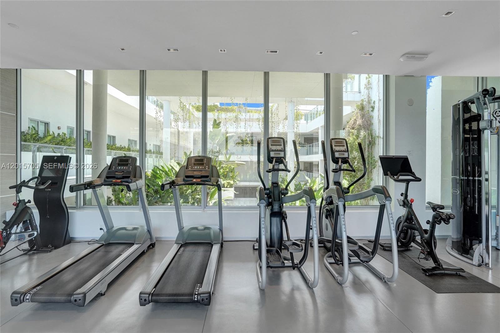 1201 20th St # 204, Miami Beach FL 33139 — 30