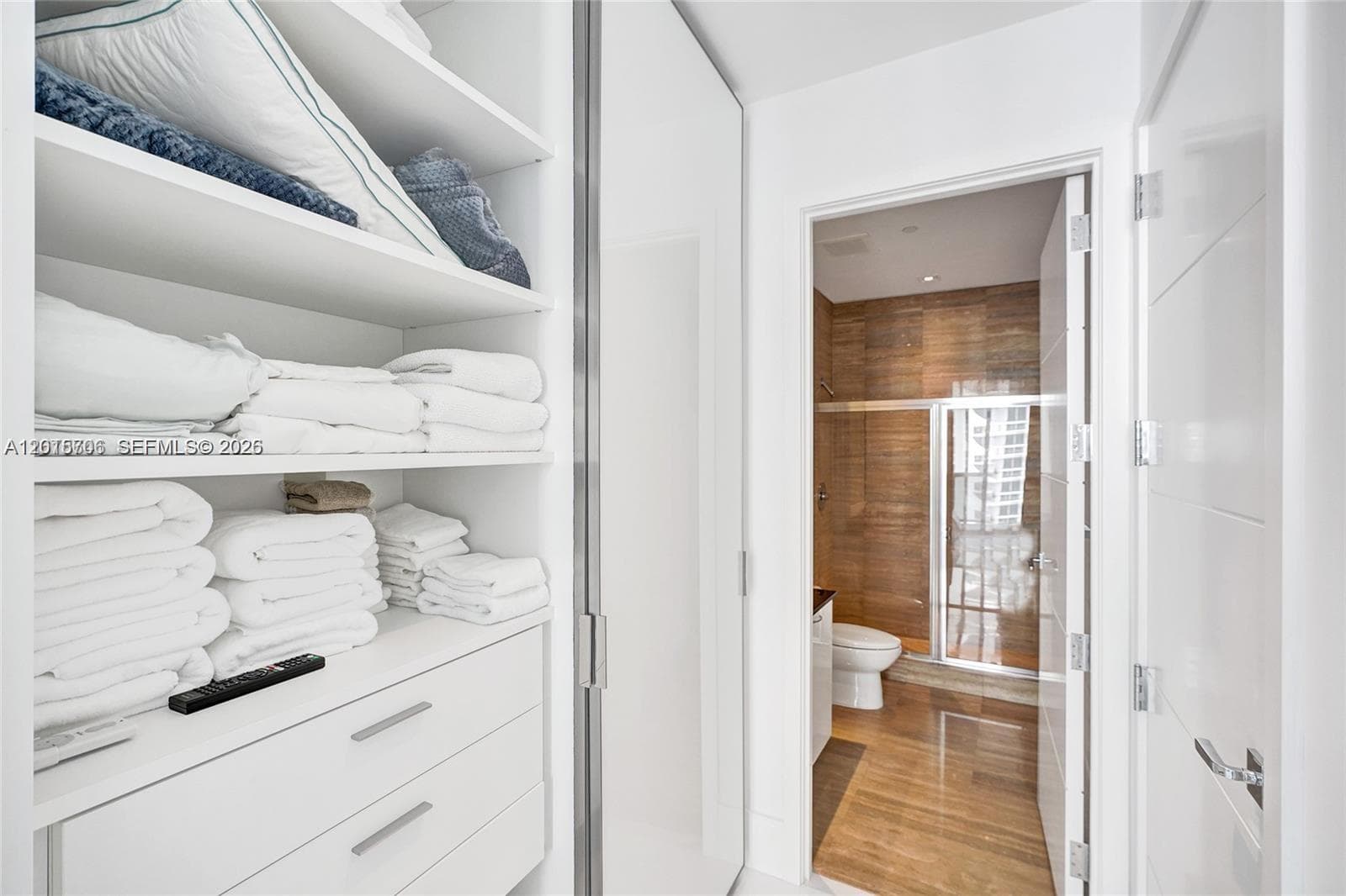 15811 Collins Ave # 3302, Sunny Isles Beach FL 33160 — 23