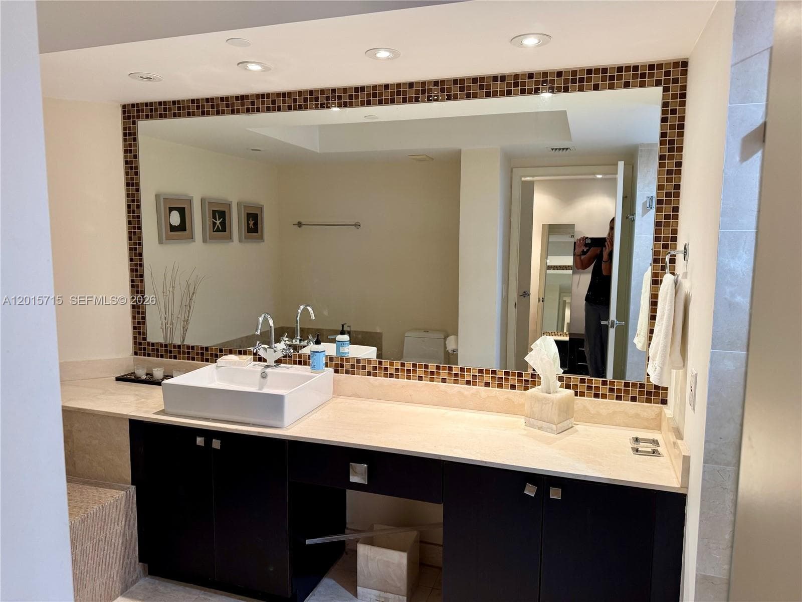 1000 Island Blvd # 2512, Aventura FL 33160 — 16
