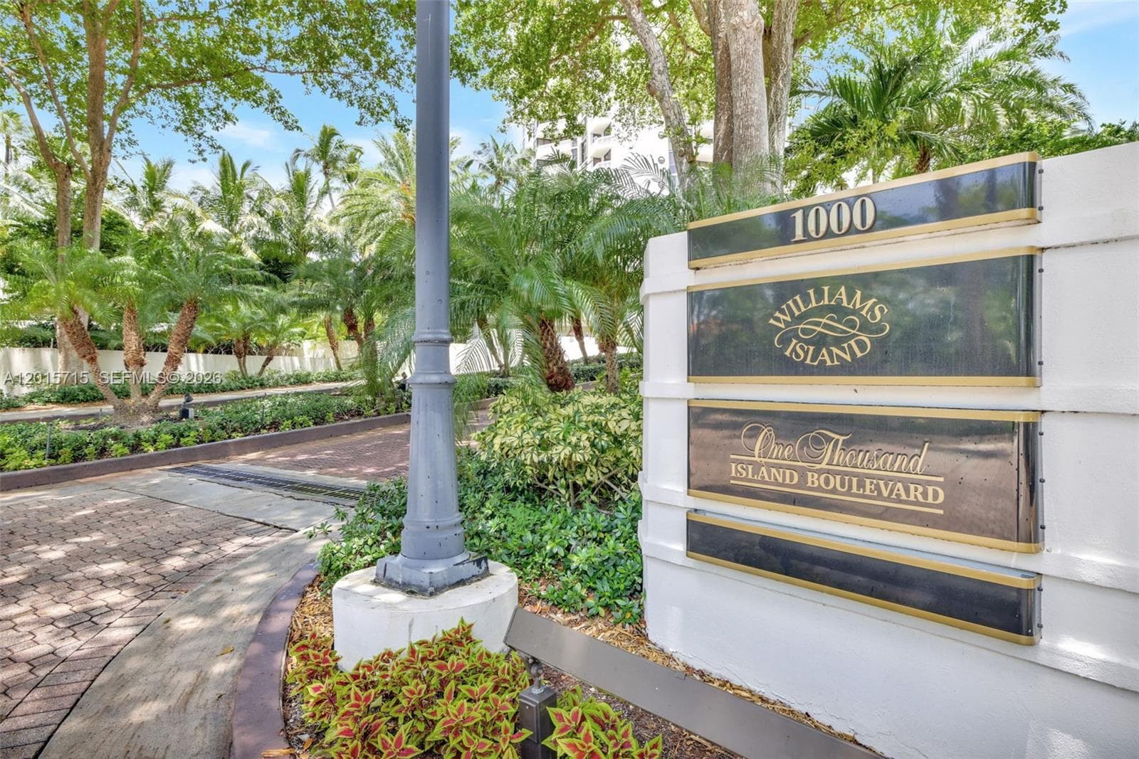 1000 Island Blvd # 2512, Aventura FL 33160 — 28