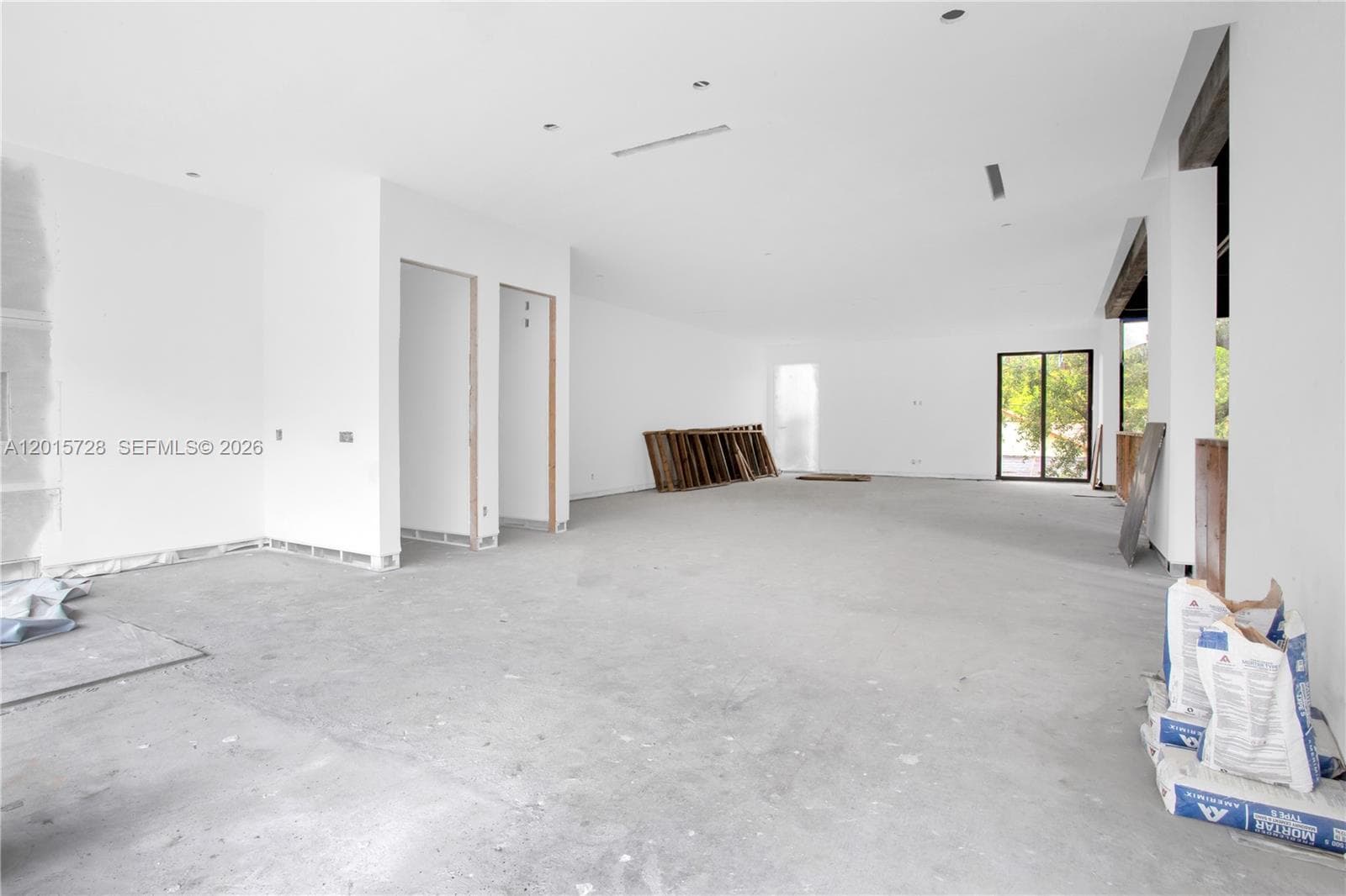 221 SW 25th Rd, Miami FL 33129 — 32