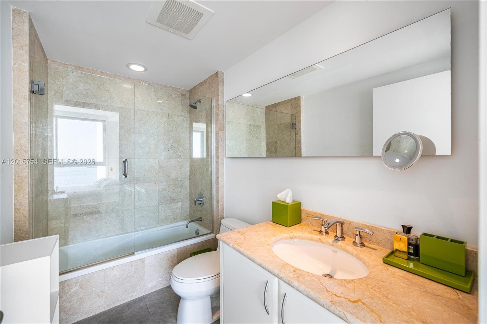 1331 Brickell Bay Dr # 4003, Miami FL 33131 — 17