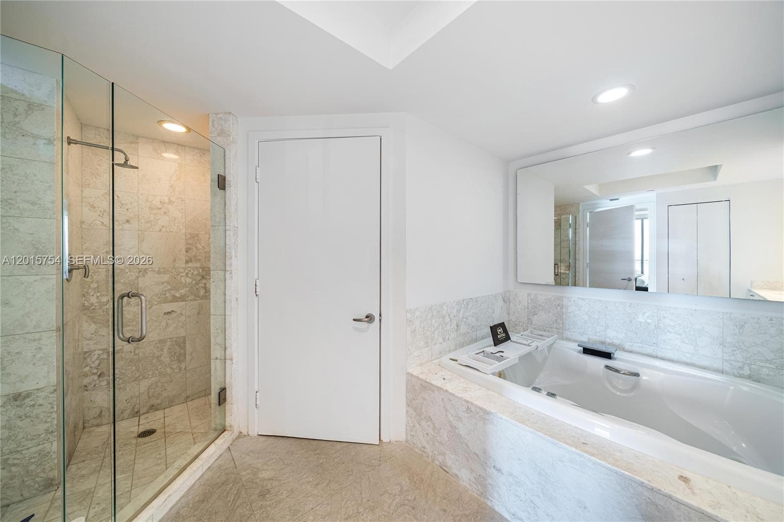 1331 Brickell Bay Dr # 4003, Miami FL 33131 — 18