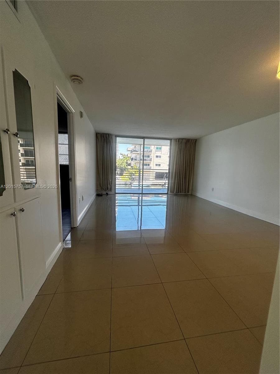 3849 NE 169th St # 204, North Miami Beach FL 33160 — 6