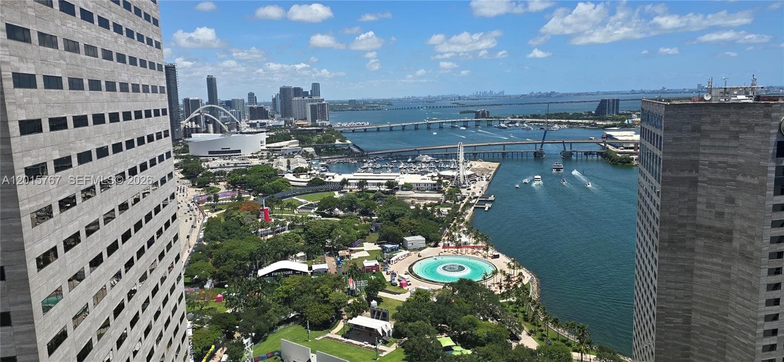 325 S Biscayne Blvd # 4016, Miami FL 33131 — 2