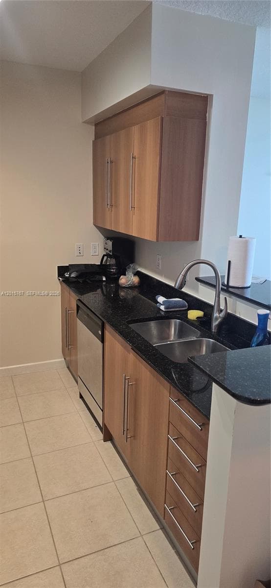 325 S Biscayne Blvd # 4016, Miami FL 33131 — 7