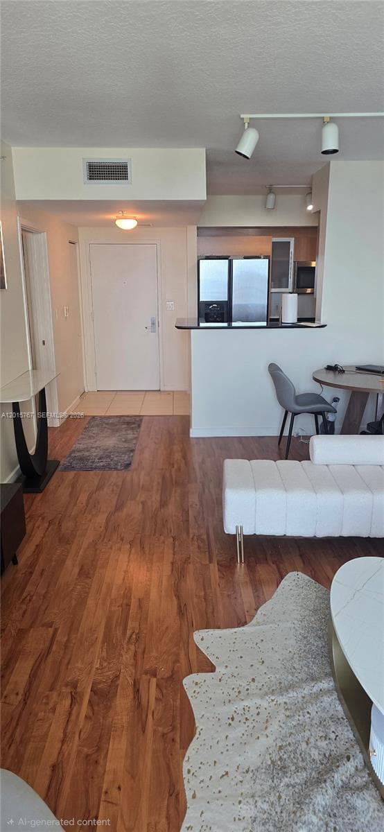 325 S Biscayne Blvd # 4016, Miami FL 33131 — 8