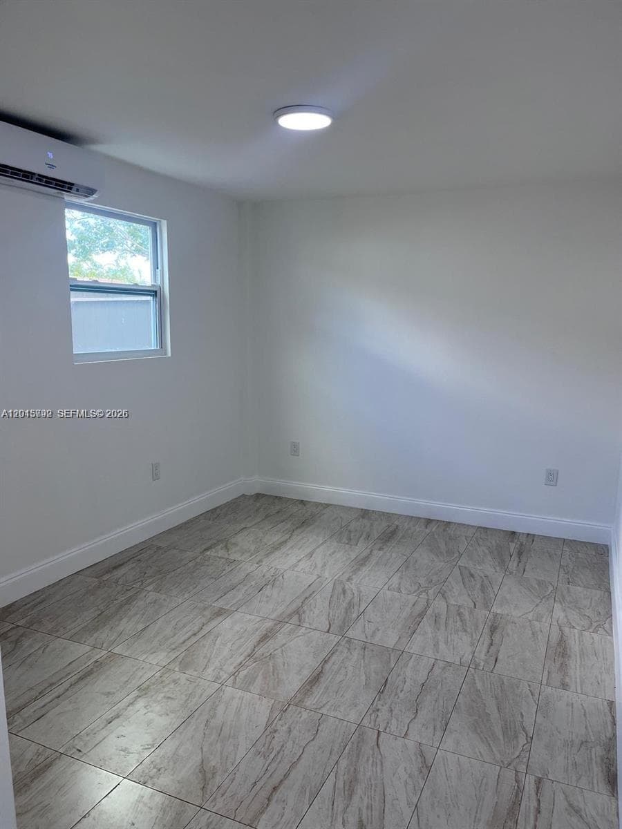 50 NW 68th Ct # 3, Miami FL 33126 — 5