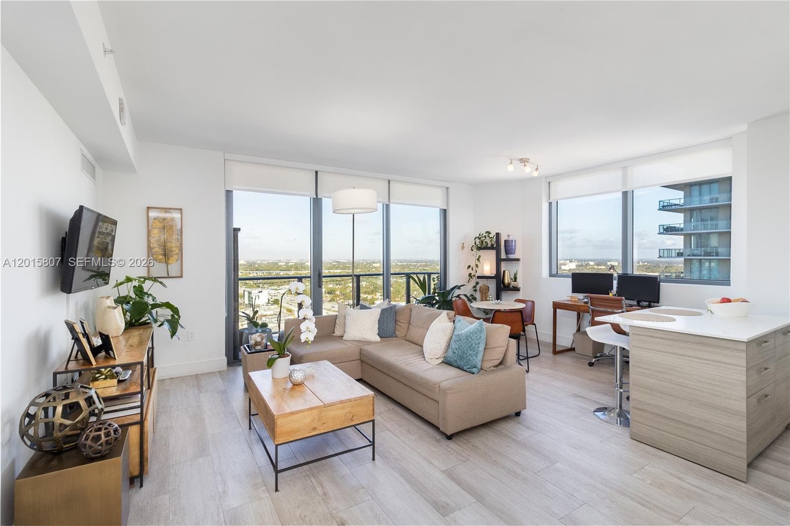 121 NE 34th St # 2509, Miami FL 33137 — 1