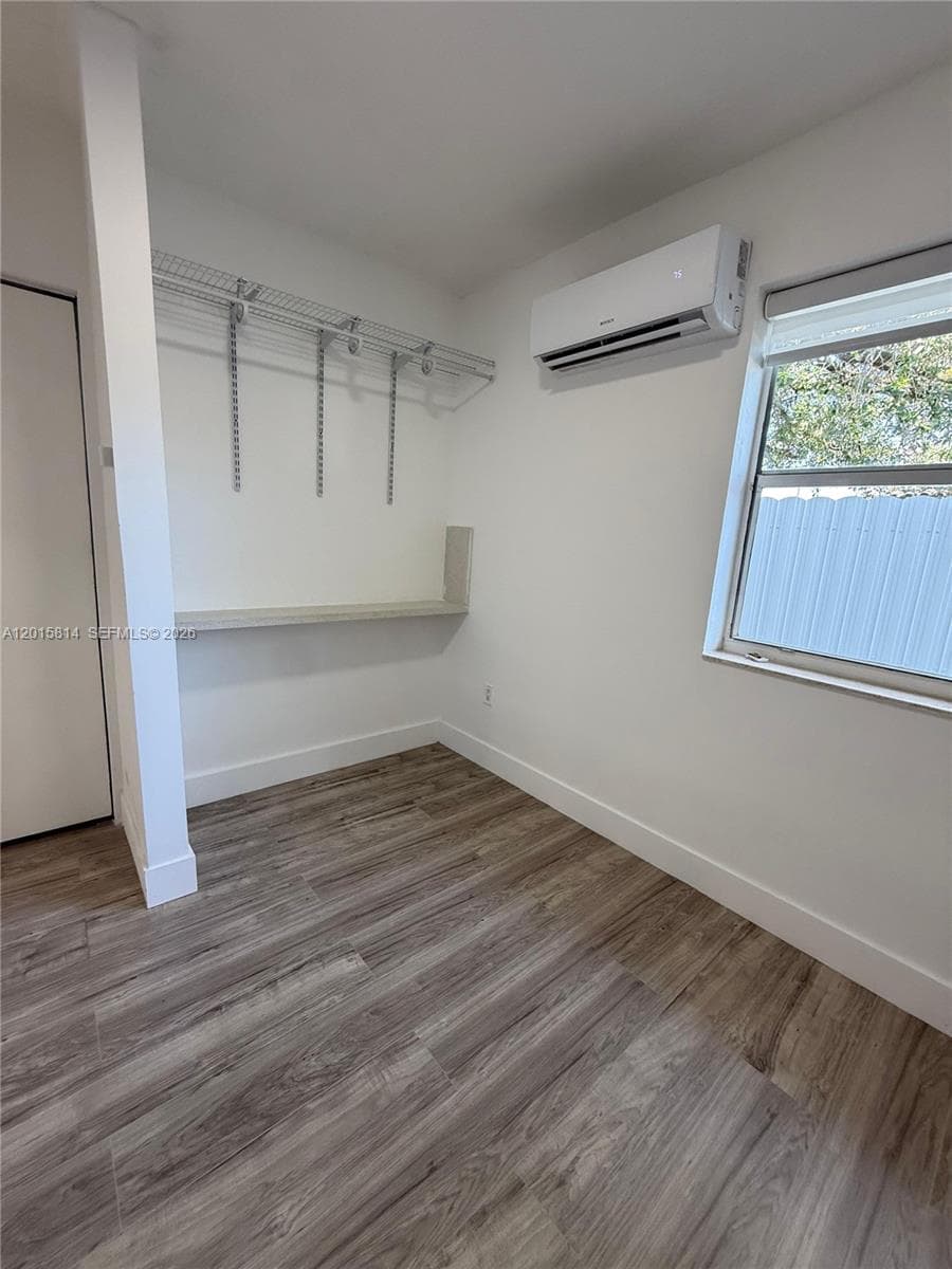 1760 NW 84th St, Miami FL 33147 — 16
