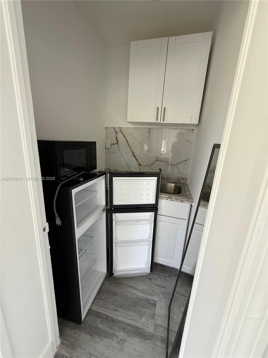 1760 NW 84th St, Miami FL 33147 — 9
