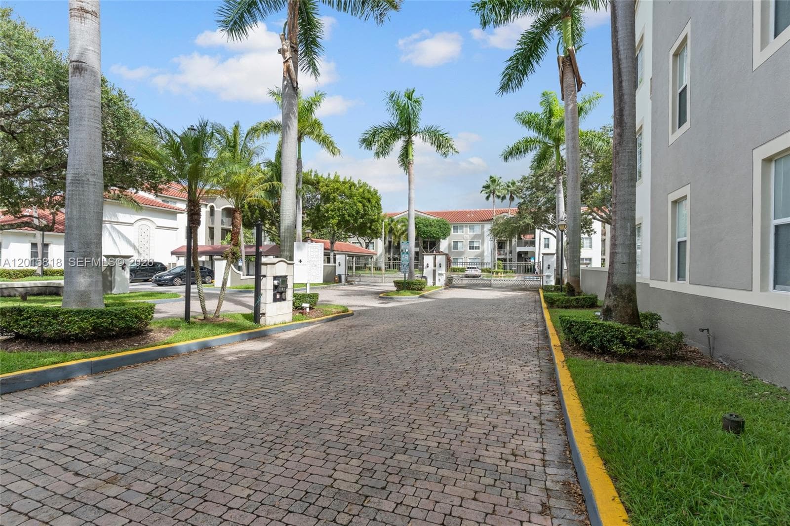 6861 SW 44th St # 109, Miami FL 33155 — 41