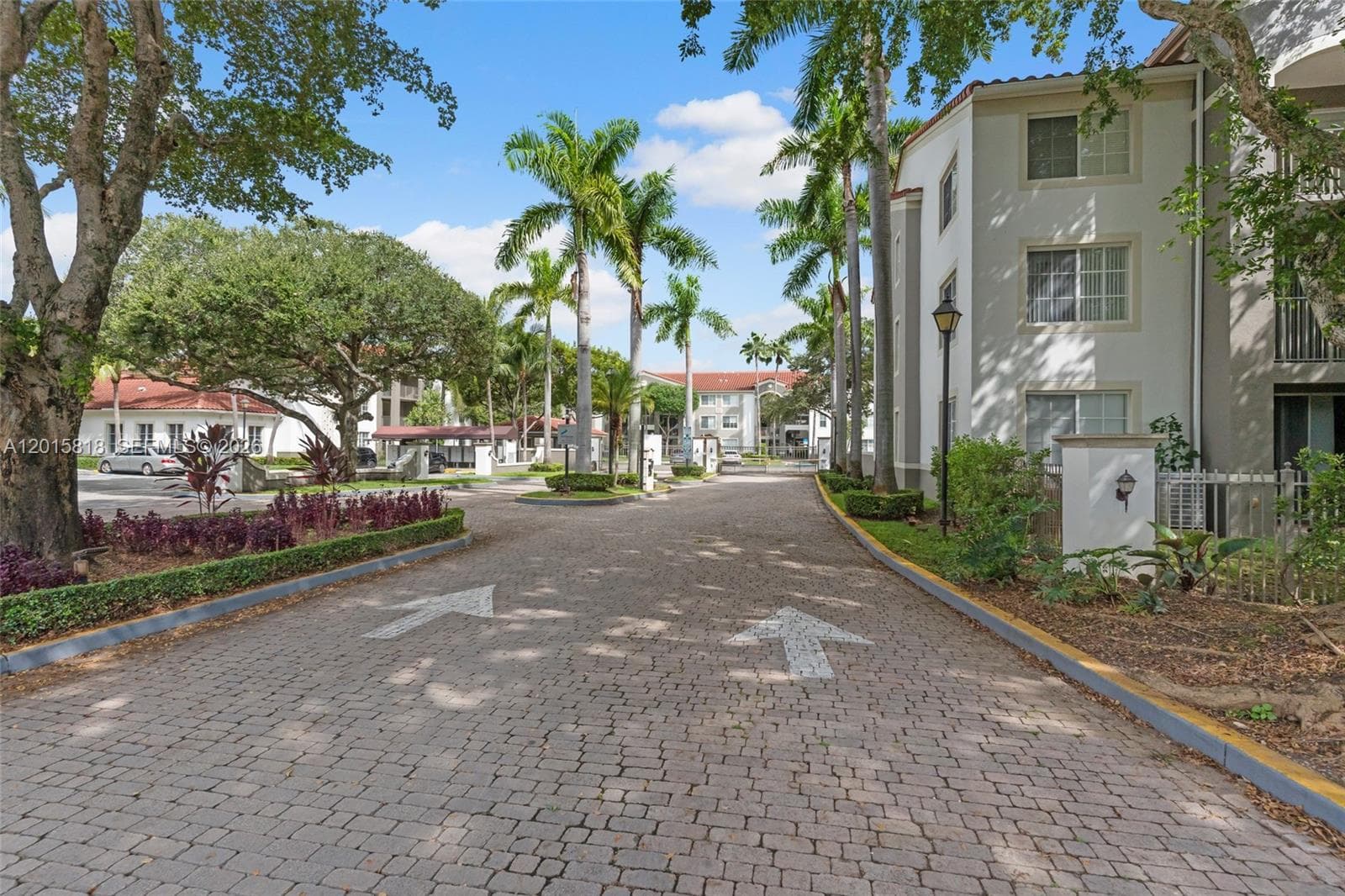 6861 SW 44th St # 109, Miami FL 33155 — 40