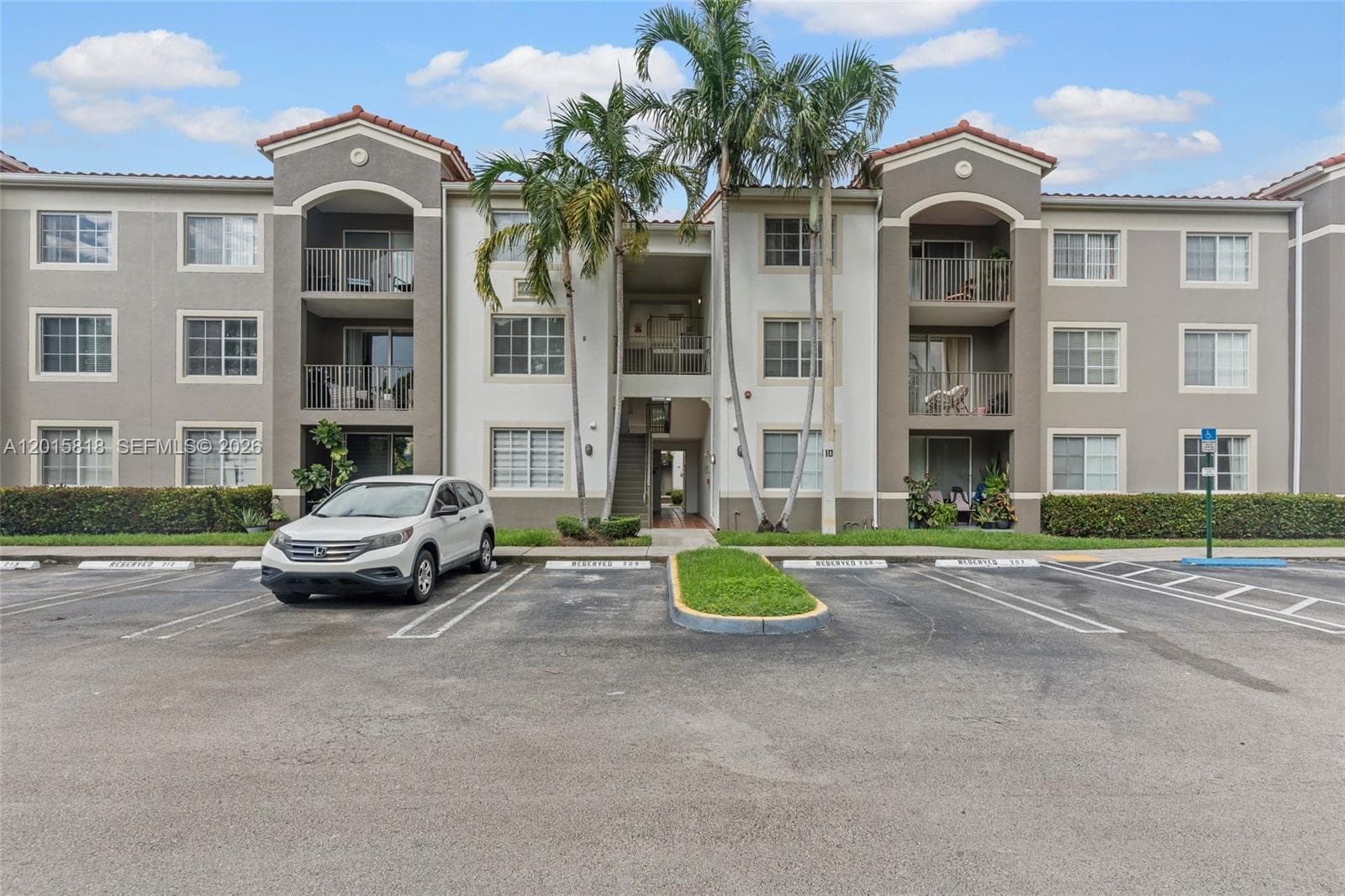 6861 SW 44th St # 109, Miami FL 33155 — 35