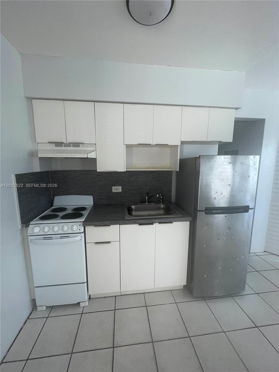 14305 NE 6th Ave # 1, North Miami FL 33161 — 2
