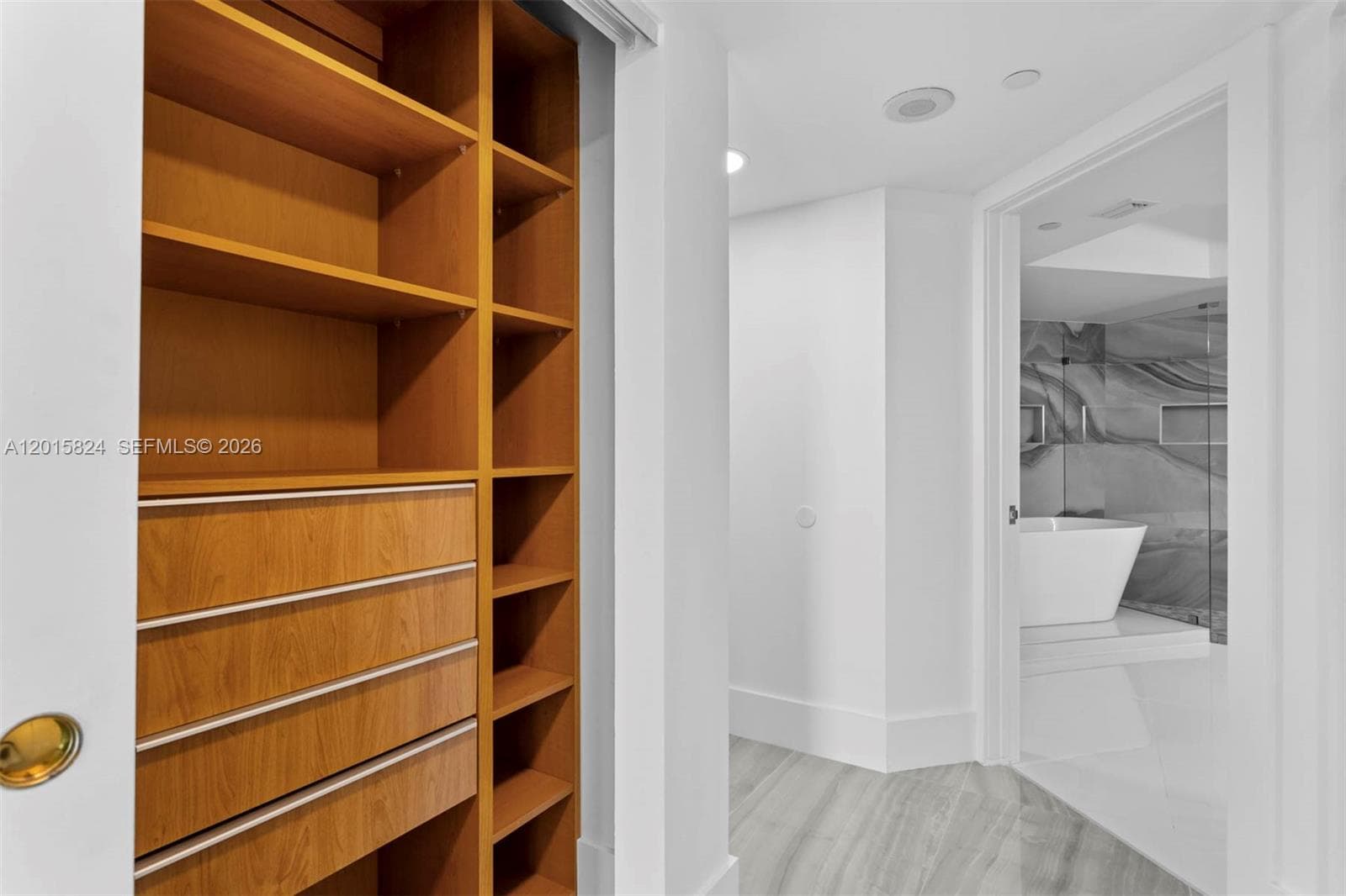 21055 Yacht Club Dr # 1409, Aventura FL 33180 — 24