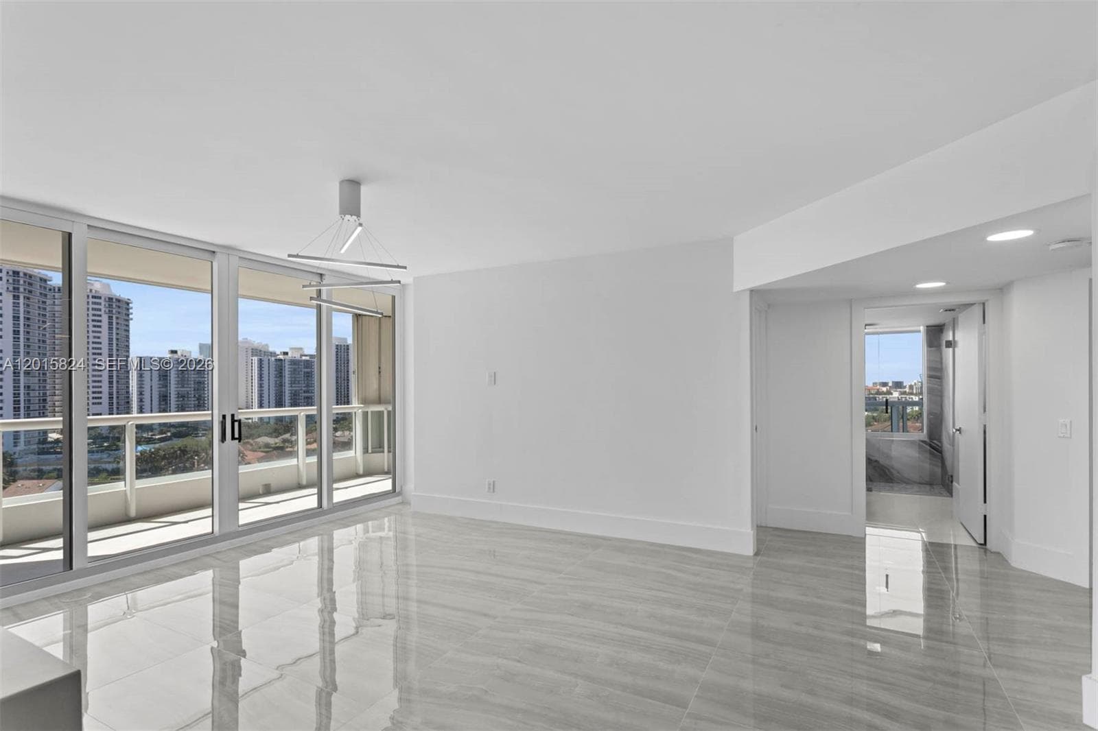 21055 Yacht Club Dr # 1409, Aventura FL 33180 — 11