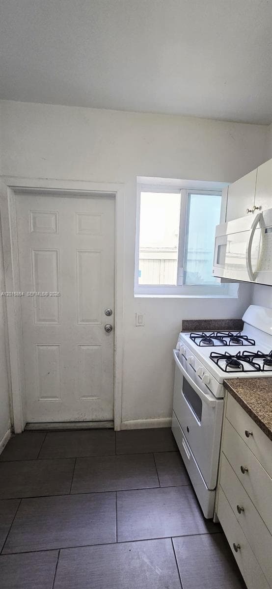 615 82nd St # 1, Miami Beach FL 33141 — 14