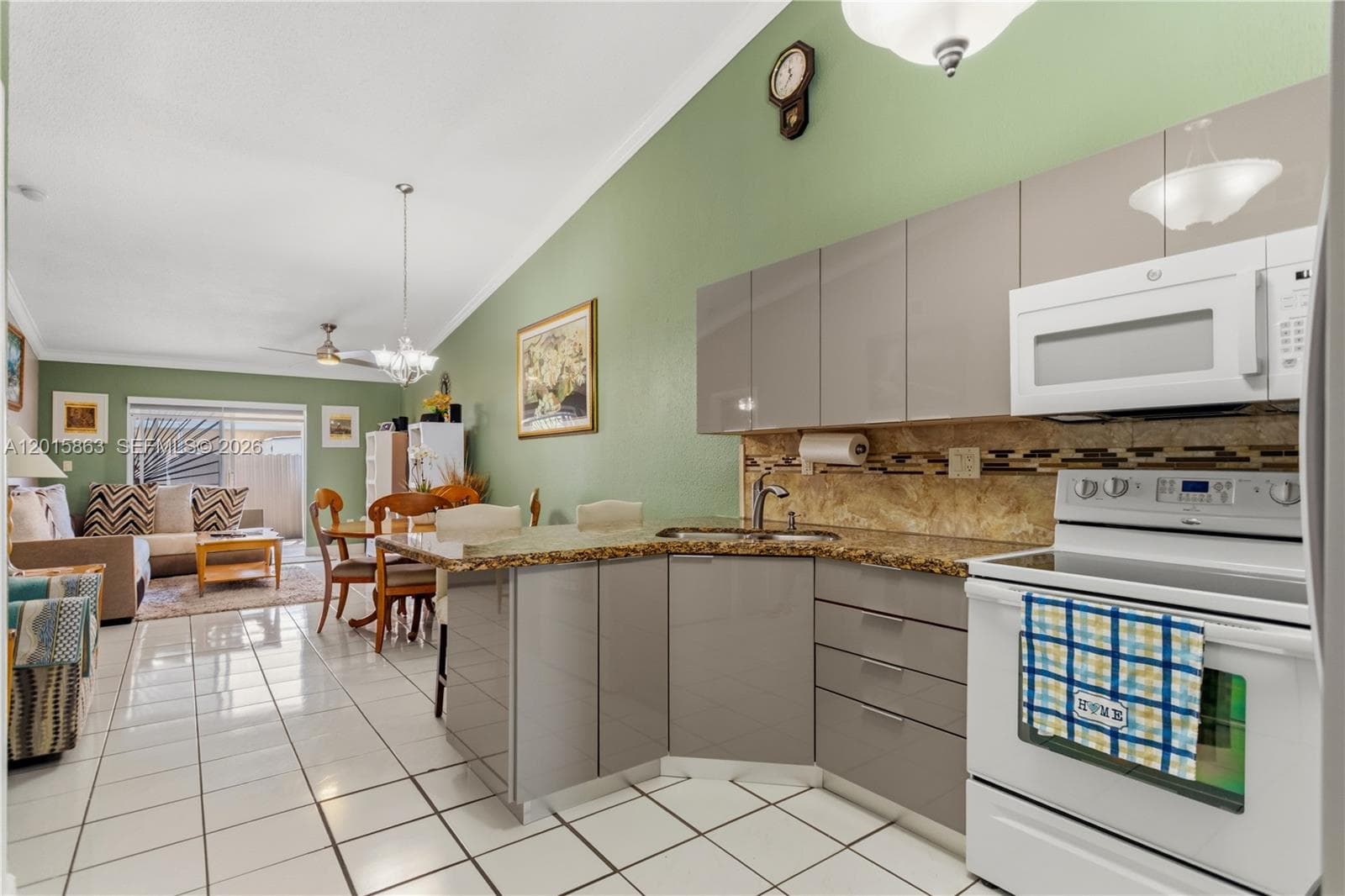 5471 W 27th Ct, Hialeah FL 33016 — 5
