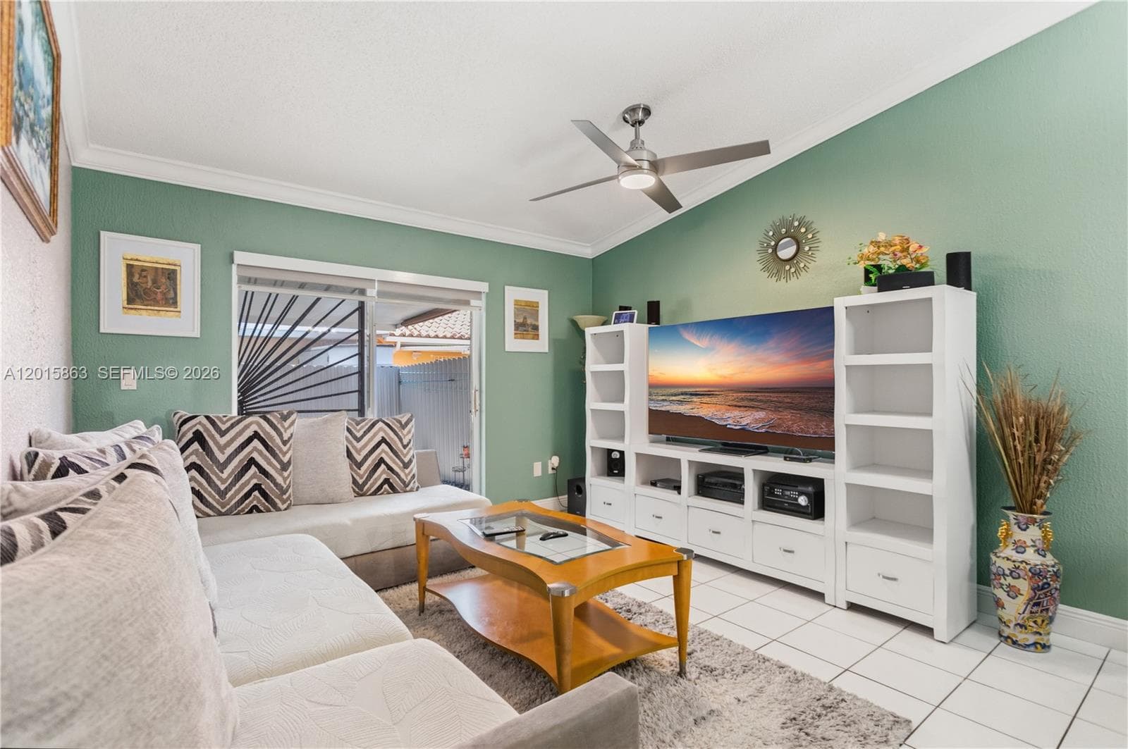 5471 W 27th Ct, Hialeah FL 33016 — 11