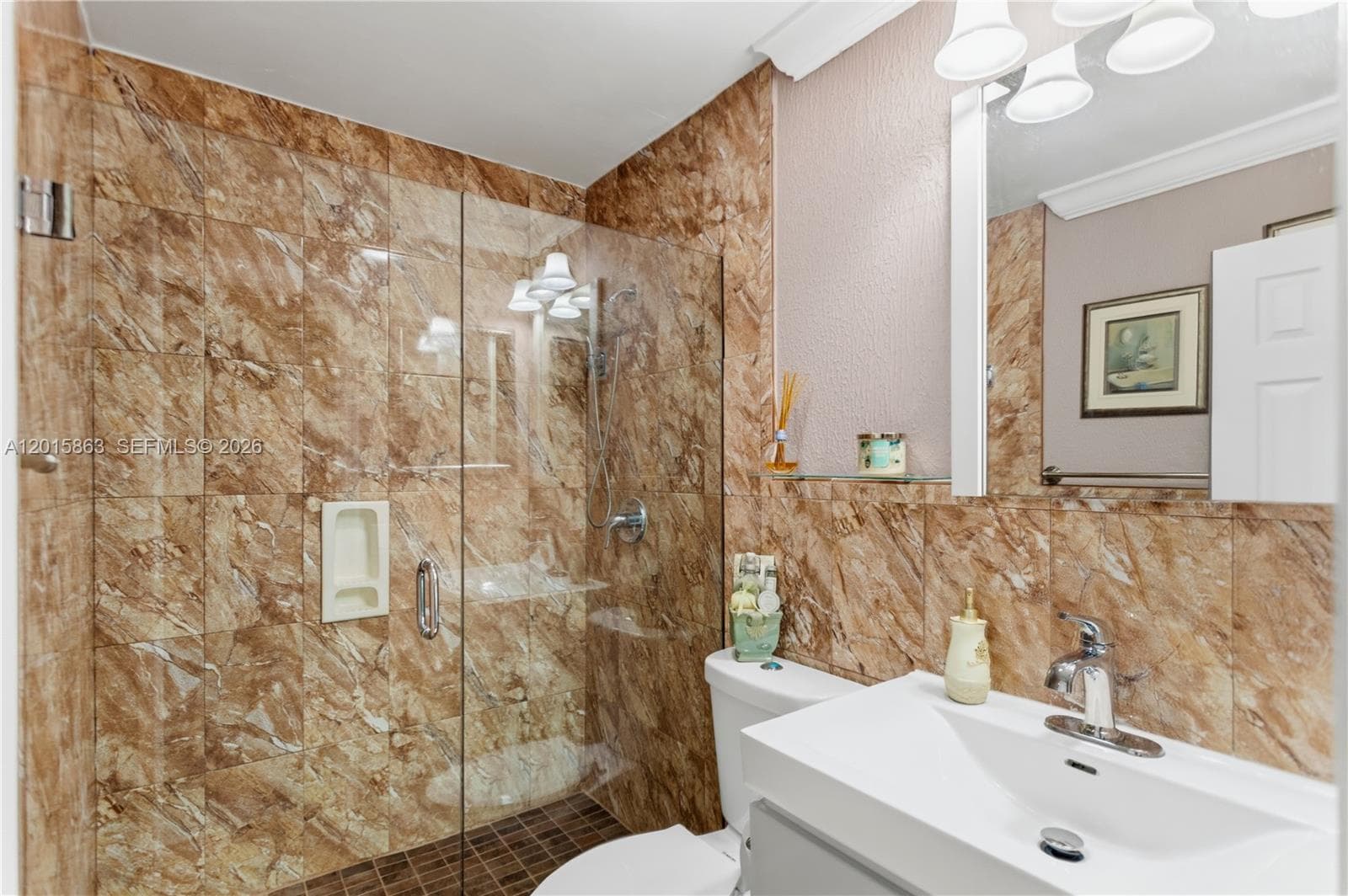 5471 W 27th Ct, Hialeah FL 33016 — 19