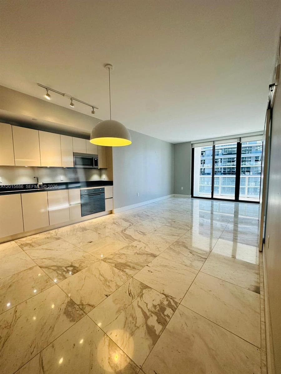 1010 Brickell Ave # 4208, Miami FL 33131 — 2